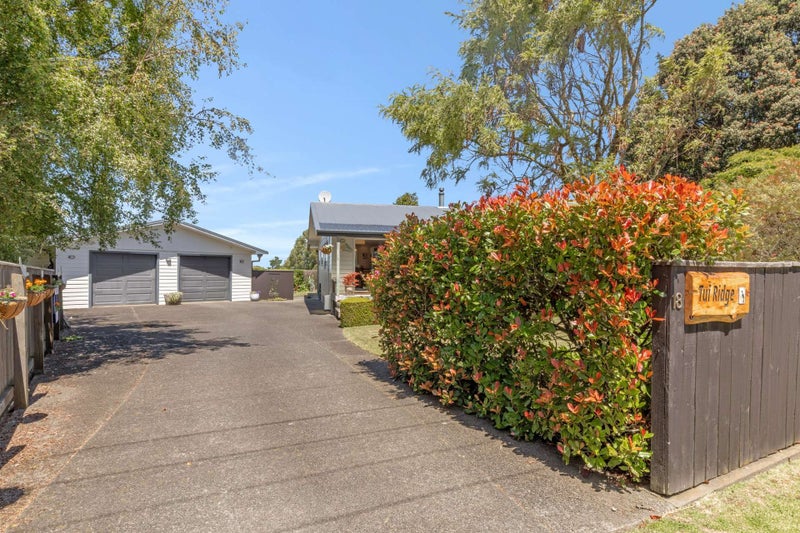 18 Pickwick Road, Otamatea, Whanganui - Carousel 1