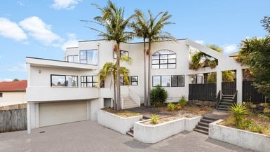 12 Westergrove Place, West Harbour, Auckland - Carousel 1