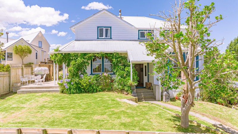 50 Shakespeare Road, Bastia Hill, Whanganui - Carousel 2