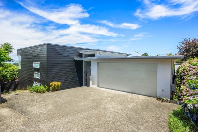 Property Valuation for 2/92 Ocean View Road, Northcote, Auckland