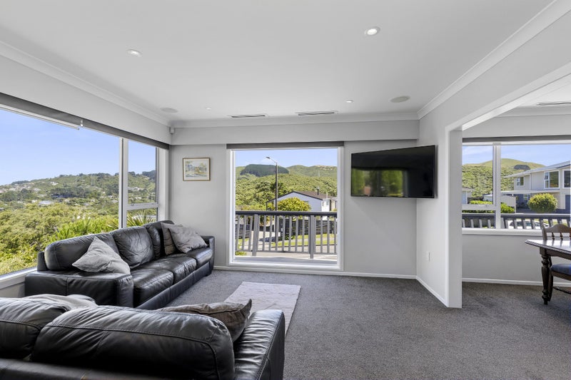 76 Major Drive, Kelson, Lower Hutt - Carousel 2