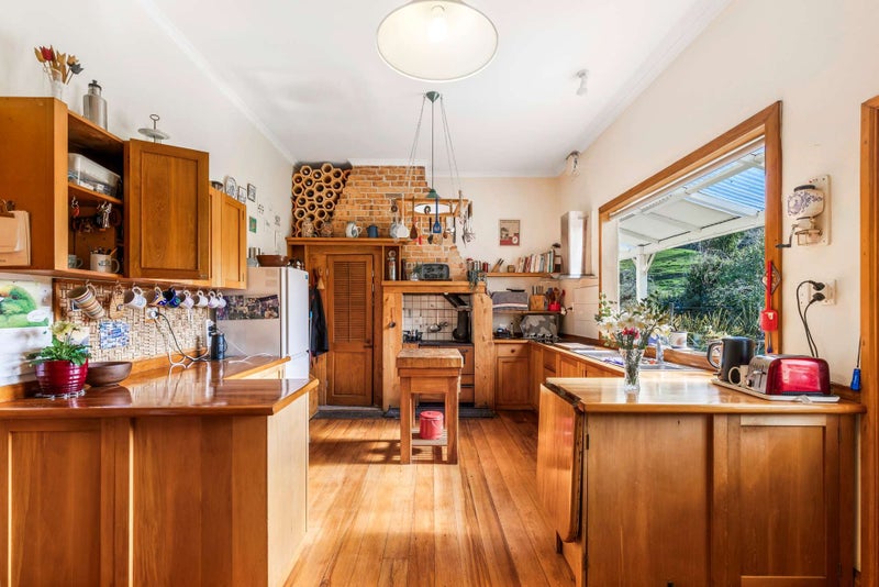 1637 Dovedale Road, Wakefield - Carousel 2