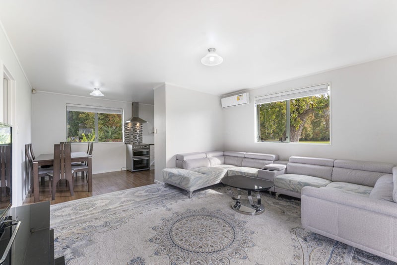 10B Cramond Drive, Mangere East, Auckland - Carousel 2