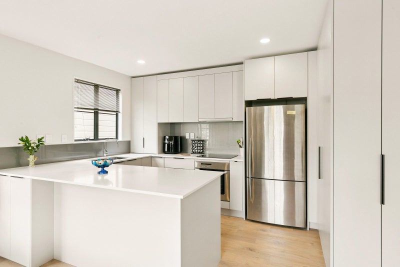 16A Hobson Street, Thorndon, Wellington - Carousel 2