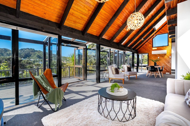 1 Indira Place, Khandallah, Wellington - Carousel 2