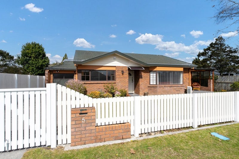 5 Princes Street, Cambridge, Cambridge - Carousel 2