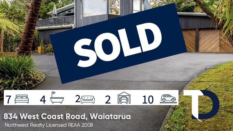 834 West Coast Road, Waiatarua, Auckland - Carousel 1