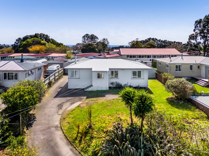 96 Omata Road, Marfell, New Plymouth - Carousel 26