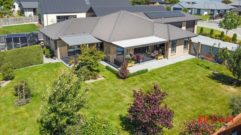 8 Alton Place, Allenton, Ashburton - Carousel 1