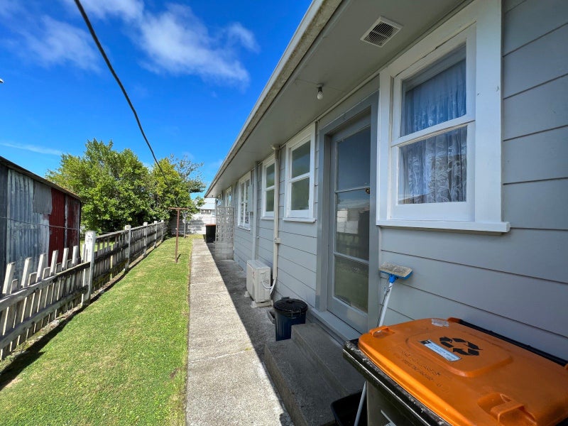 3/100 Pitt Street, Palmerston North - Carousel 11