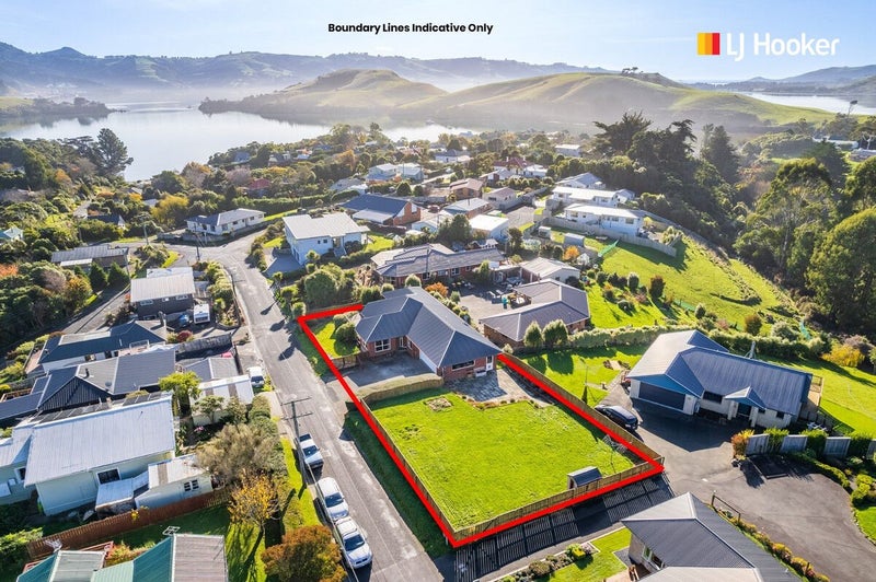 37 Seaton Road, Portobello, Dunedin - Carousel 25