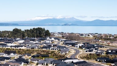 9 Tarata Place, Wharewaka, Taupō - Carousel 1