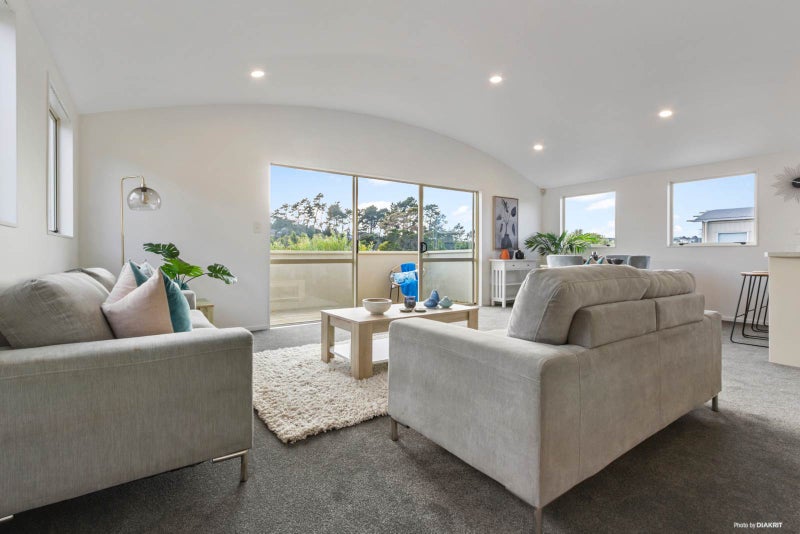 36B Zefiro Drive, Massey, Auckland - Carousel 2