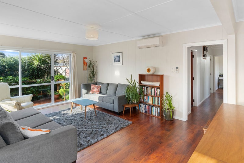 24 Te Miti Street, Paekakariki - Carousel 2