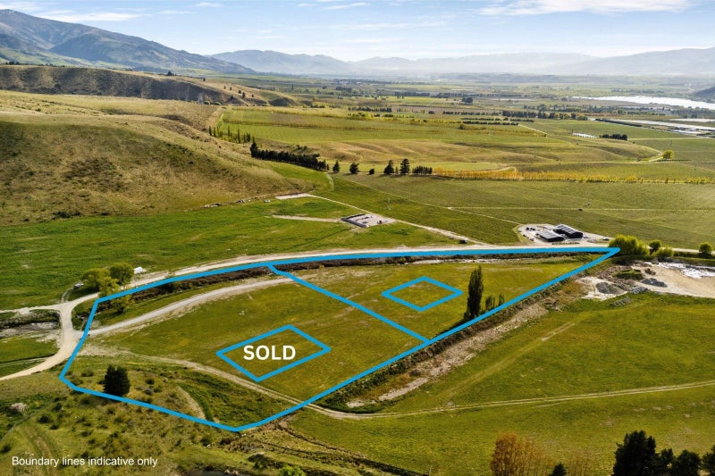Lot  6 Luggate-Cromwell Road, Cromwell, Central Otago, Otago - Carousel 1