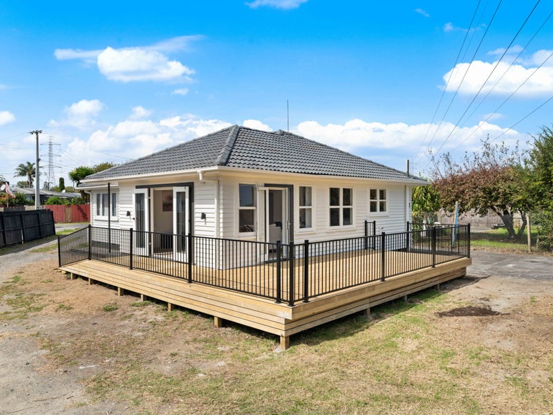 10 Lynn Place, Otara, Manukau City, Auckland - Carousel 1