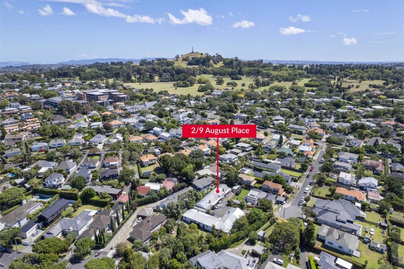 2/9 August Place, Greenlane, Auckland - Carousel 1