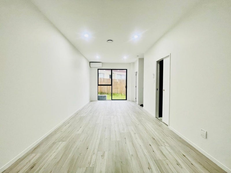 18B Addington Avenue, Manurewa, Auckland - Carousel 2