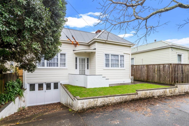 7 Brentwood Avenue, Mount Eden, Auckland - Carousel 1