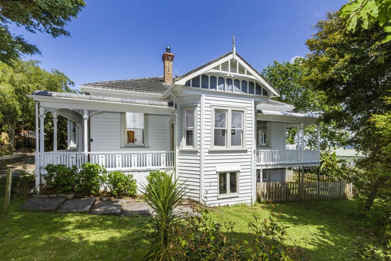 350 Glenfield Road, Glenfield, Auckland - Carousel 2
