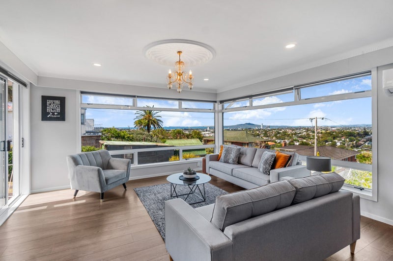 27 High Road, Glenfield, Auckland - Carousel 2
