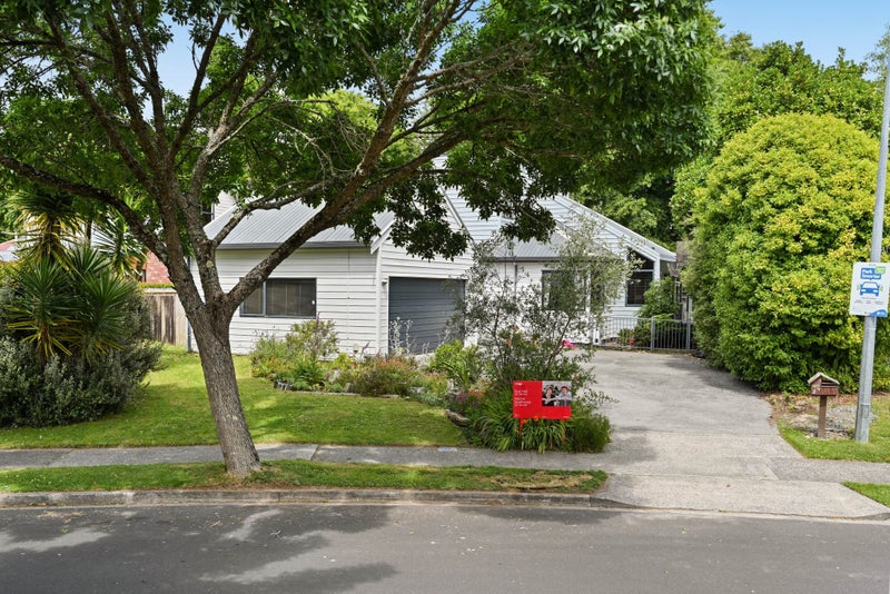 11 Azimuth Place, Flagstaff, Hamilton - Carousel 1