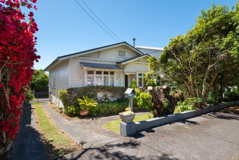 10 Cumberland Avenue, Westmere, Auckland - Carousel 1