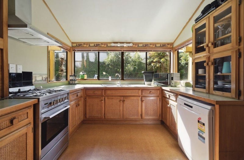 11B Bradley Place, Lynmore, Rotorua - Carousel 2