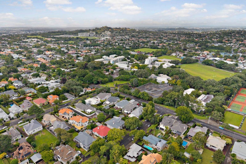 11 Cecil Road, Epsom, Auckland - Carousel 39