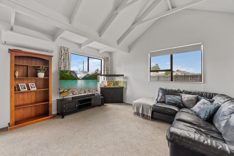 18 Brydon Street, Renwick - Carousel 2