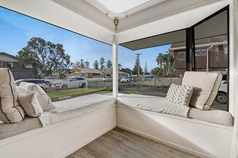 4A Empire Road, Orewa, Orewa - Carousel 2