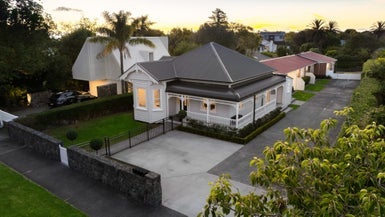 9 Henley Road, Mount Eden, Auckland - Carousel 1