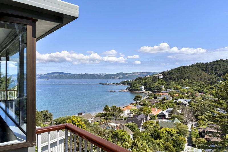 32 Walter Road, Lowry Bay, Lower Hutt - Carousel 1