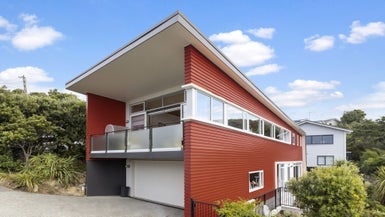 22 High Street, Island Bay, Wellington - Carousel 1