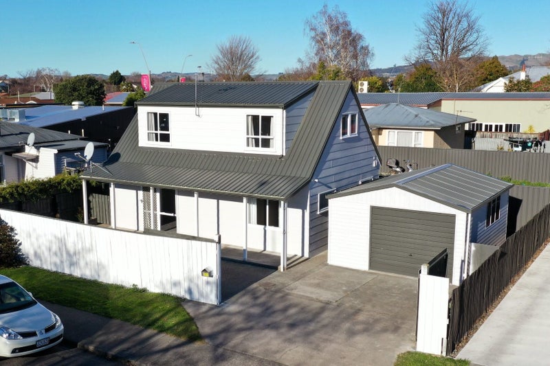 102 Willowpark Road South, Parkvale, Hastings - Carousel 1