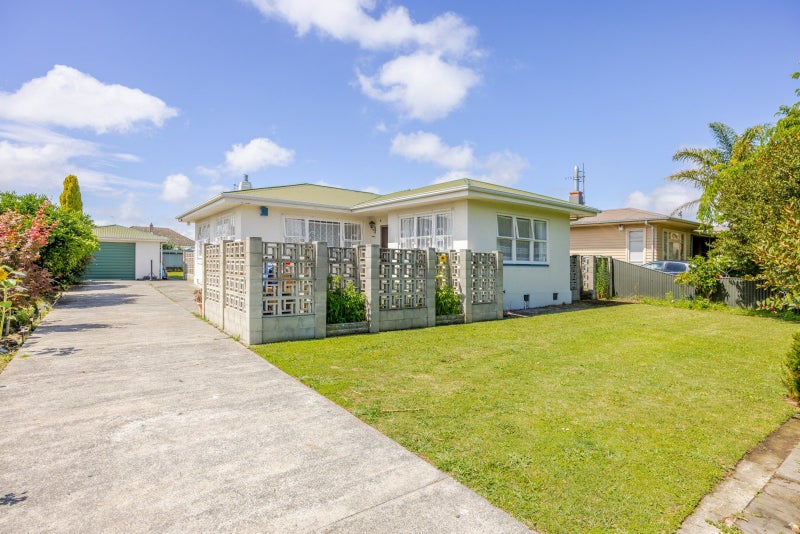 819 Ngaio Street, Mahora, Hastings - Carousel 1