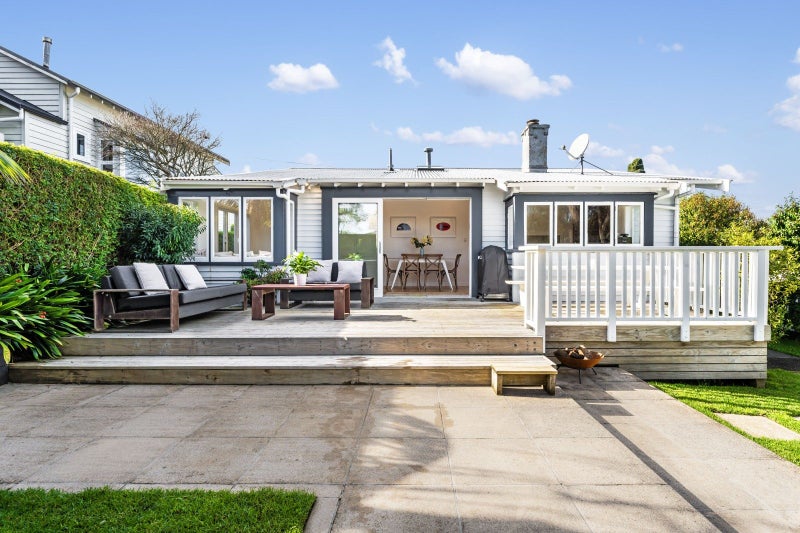 14 Jubilee Avenue, Onehunga, Auckland - Carousel 2