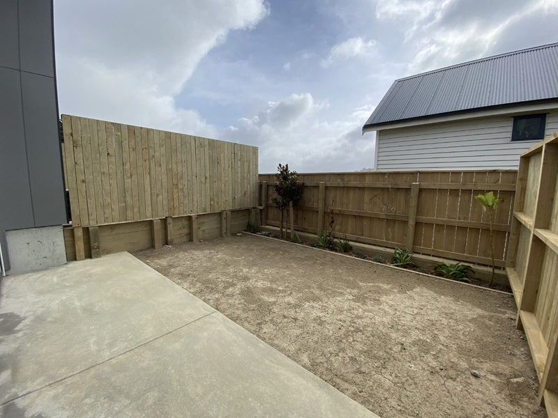 4/62 Spenmoor Street, Newlands, Wellington - Carousel 18