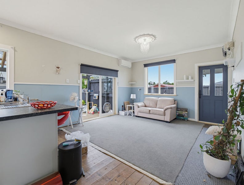 8 Wilton Street, Levin, Levin - Carousel 2