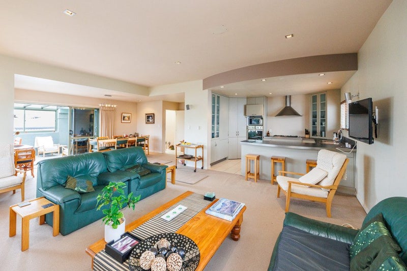 28 Taonui Street, Palmerston North, Palmerston North - Carousel 2