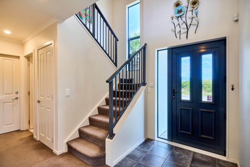 89 Kentwood Drive, Woodridge, Wellington, Wellington - Carousel 2