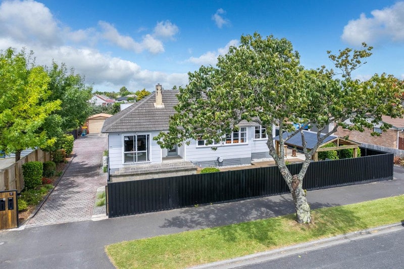 194 Clarkin Road, Fairfield, Hamilton - Carousel 1