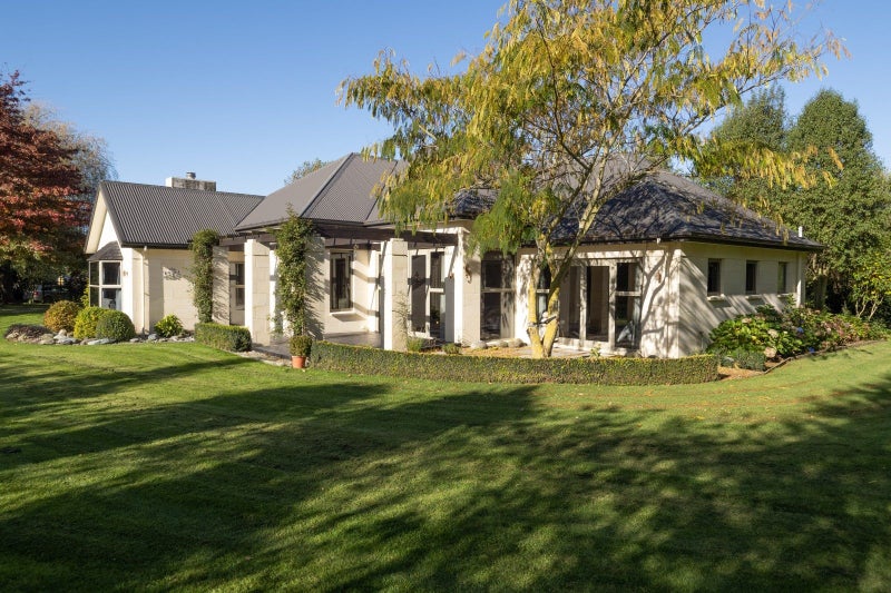 208 Seafield Road, Elgin, Ashburton - Carousel 1
