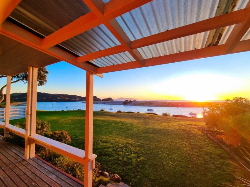 25 Robert Street, Mangawhai Heads, Mangawhai - Carousel 2