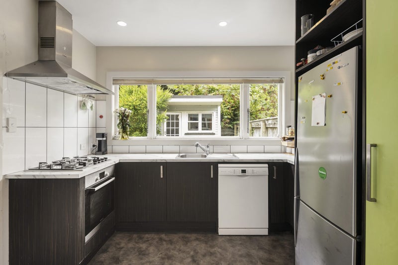 194 Aro Street, Aro Valley, Wellington - Carousel 2