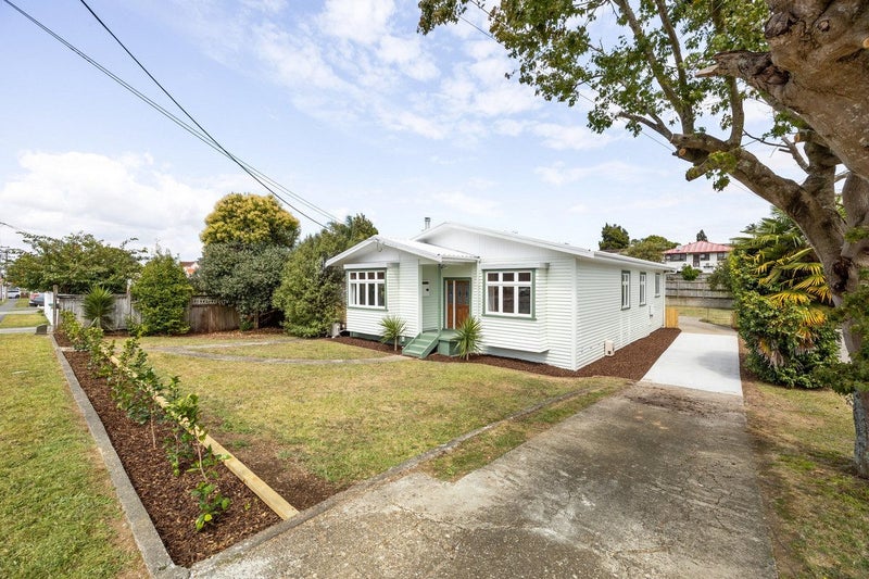 461 Rewi Street, Te Awamutu, Te Awamutu - Carousel 1
