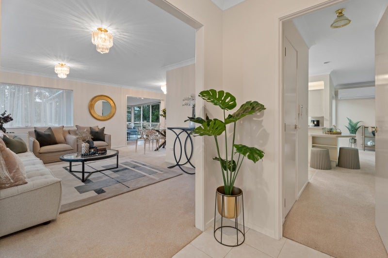 8 Kenneth Small Place, Remuera, Auckland - Carousel 2