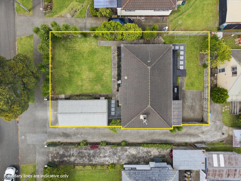 17 Waddell Avenue, Point England, Auckland - Carousel 2