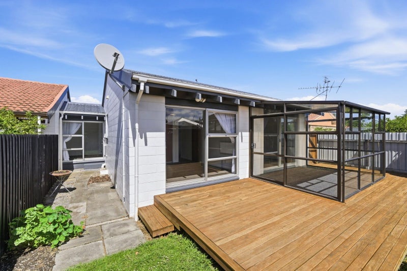 1/20B McBratneys Road, Dallington, Christchurch - Carousel 1