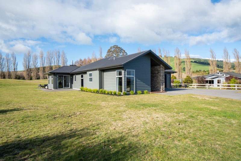 16/500 Kinloch Road, Taupo - Carousel 1